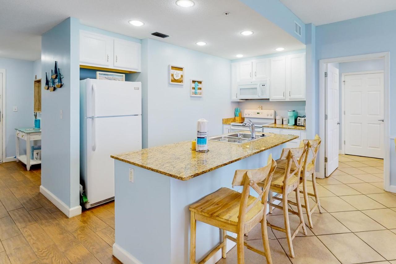 Sterling Reef 1205 Apartment